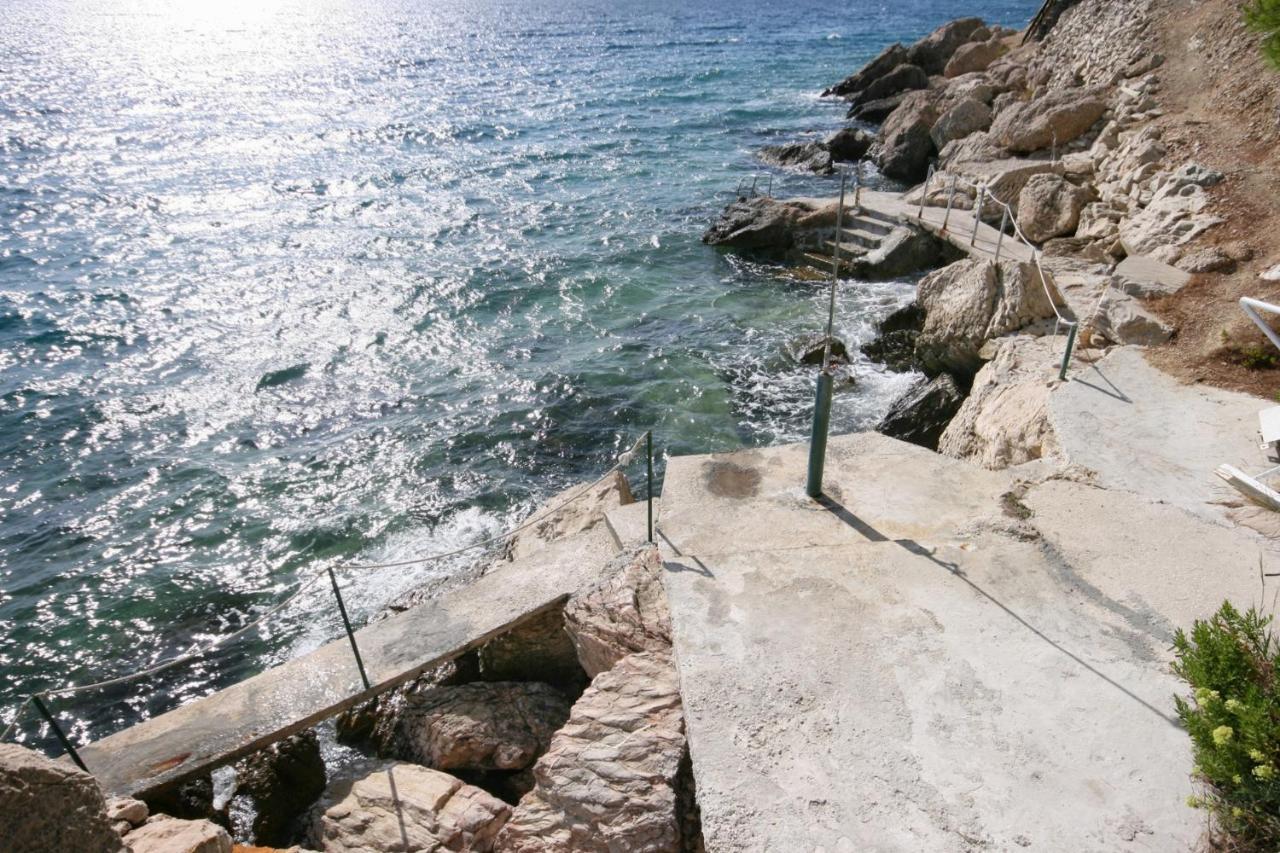 Apartments By The Sea Mimice, Omis - 14230 المظهر الخارجي الصورة