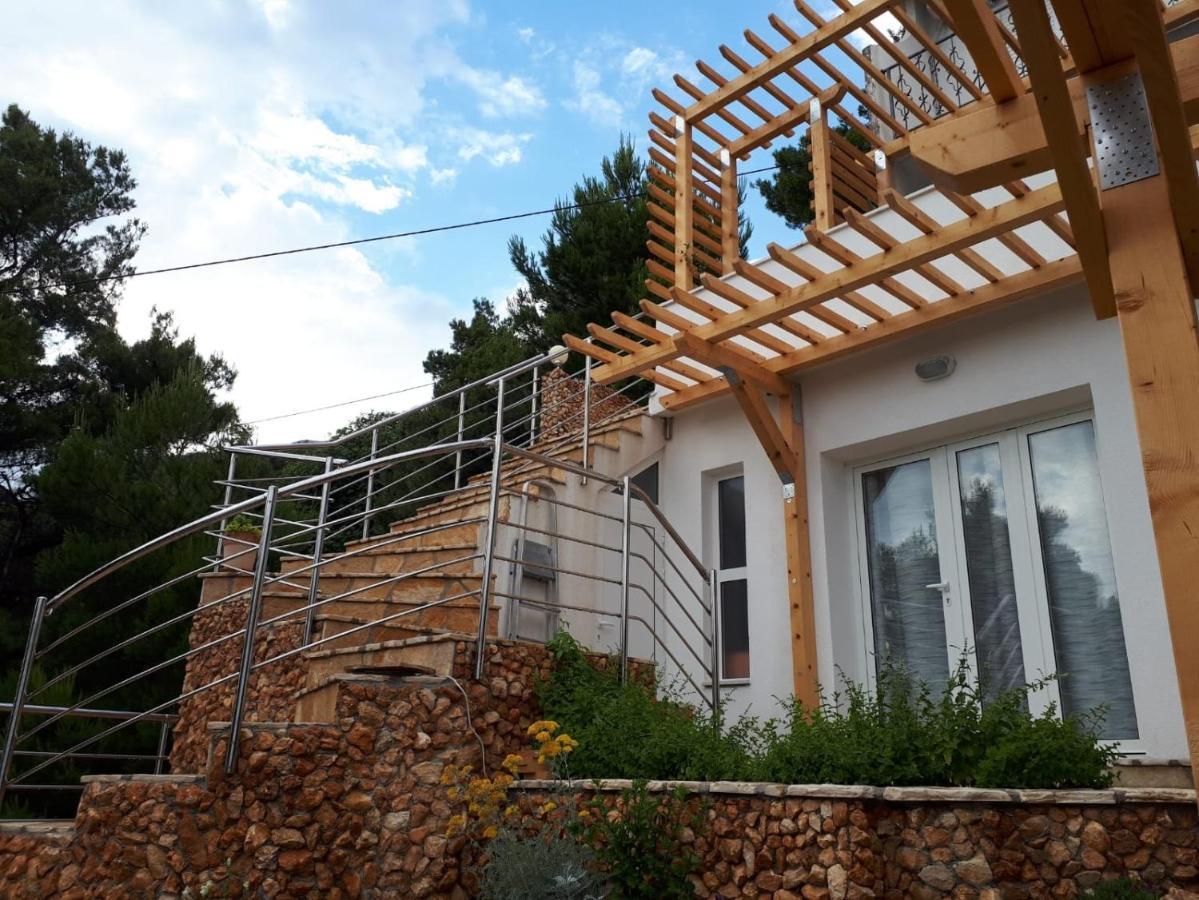 Apartments By The Sea Mimice, Omis - 14230 المظهر الخارجي الصورة